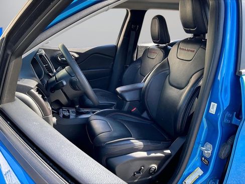 Certified 2021 Jeep Cherokee Trailhawk w/ Premium Leather Package image 21