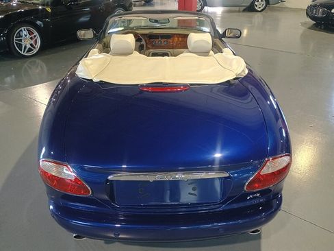 Used 2001 Jaguar XK8 Convertible image 5