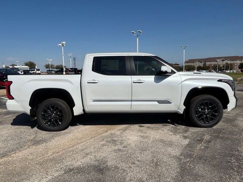 New 2025 Toyota Tundra Platinum image 5