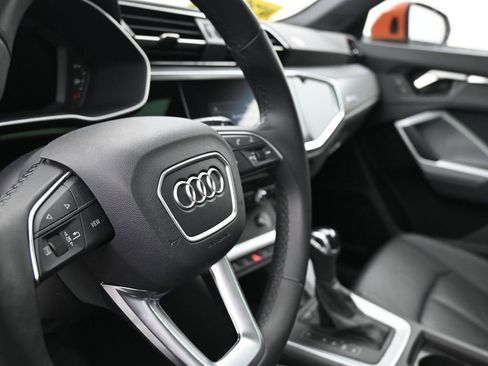 Used 2025 Audi Q3 2.0T Premium image 33