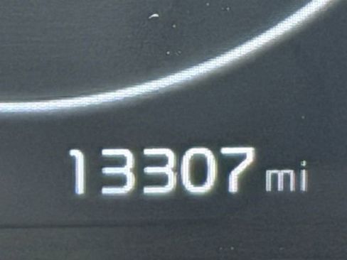 Certified 2025 Kia Seltos EX w/ EX Sunroof Package image 6