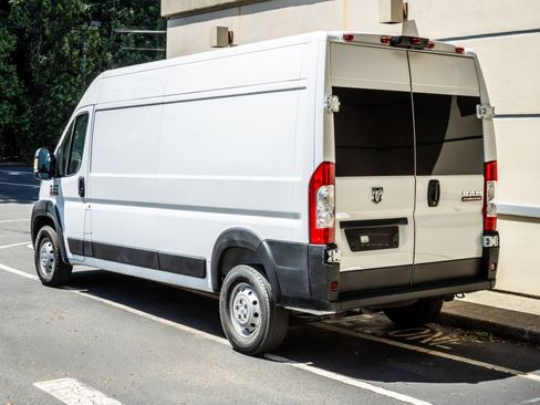 Used 2022 RAM ProMaster 2500 FWD image 5