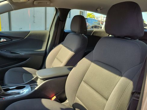 Used 2017 Chevrolet Malibu LS FWD image 11
