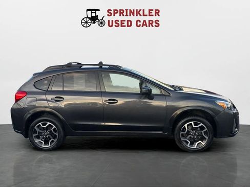 Used 2017 Subaru Crosstrek 2.0i Limited AWD/4WD image 3
