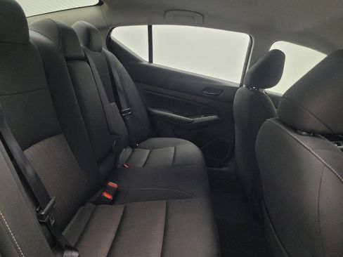 Used 2024 Nissan Altima 2.5 SV image 19