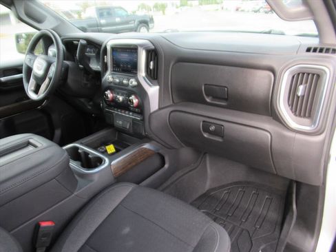 Used 2021 GMC Sierra 1500 Elevation image 12