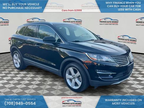 Used 2017 Lincoln MKC Premiere FWD image 3