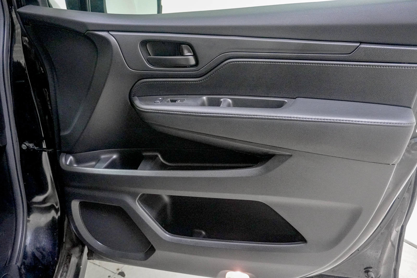 Used 2025 Honda Odyssey EX-L image 33