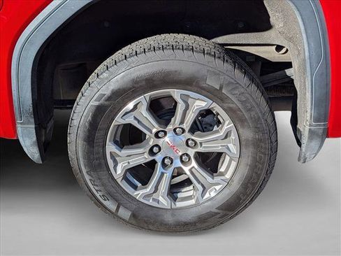 Used 2019 GMC Sierra 1500 SLT w/ SLT Convenience Package image 9