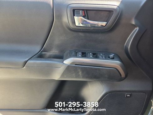 Used 2020 Toyota Tacoma TRD Pro AWD/4WD image 29