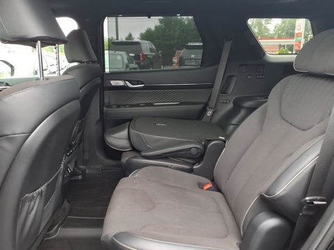 Used 2025 Hyundai Palisade Calligraphy AWD/4WD image 17