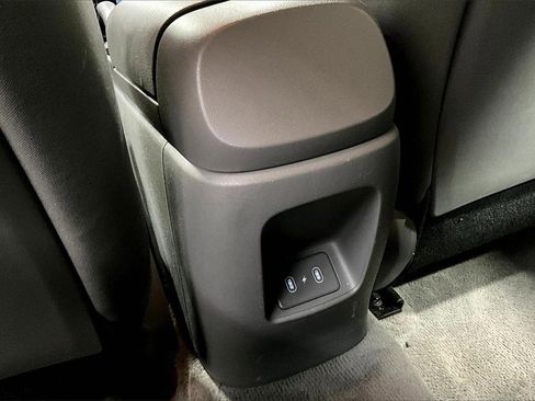 Used 2024 Hyundai Elantra SEL image 10