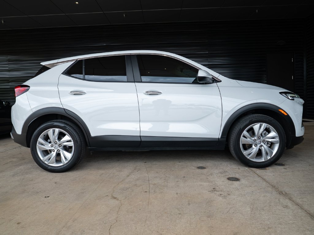 Used 2025 Buick Encore GX Preferred FWD image 8