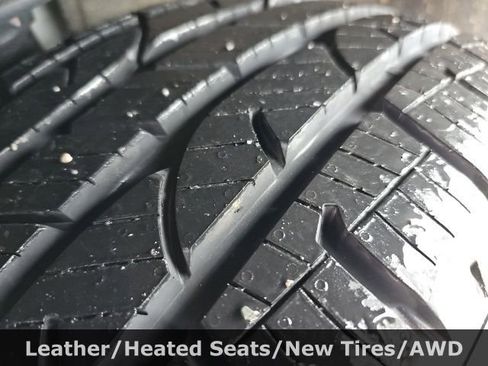 Used 2022 Buick Enclave Essence image 9