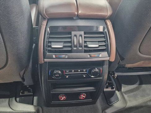 Used 2016 BMW X5 xDrive40e AWD/4WD image 17