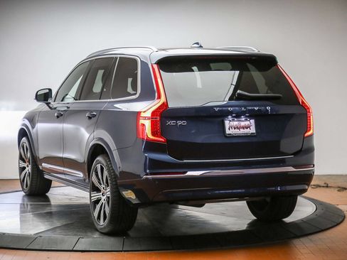 Used 2023 Volvo XC90 T8 Plus AWD/4WD image 2