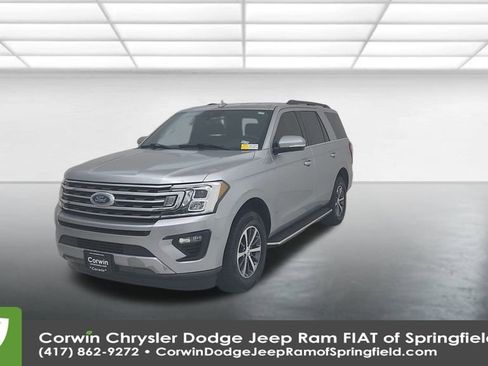 Used 2021 Ford Expedition XLT image 7