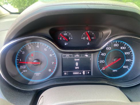 Used 2016 Chevrolet Cruze LT FWD image 12