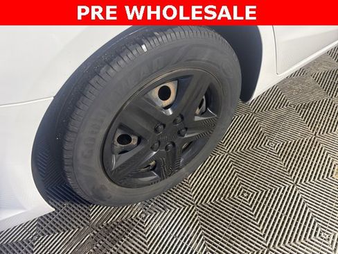 Used 2016 Chevrolet Malibu L image 7