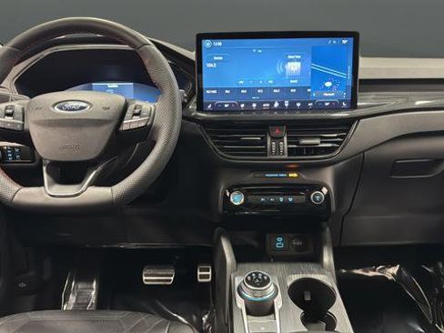 Used 2023 Ford Escape ST-Line Elite w/ Premium Technology Package AWD/4WD image 11