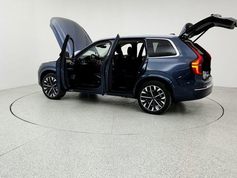 New 2026 Volvo XC90 T8 Plus image 12
