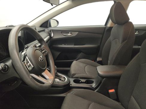 Used 2020 Kia Forte LXS FWD image 17