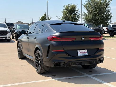 Used 2022 BMW X6 xDrive40i w/ M Sport Package AWD/4WD image 5