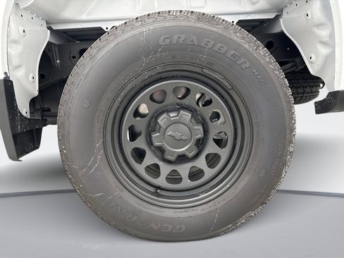 Used 2025 Chevrolet Silverado 1500 W/T image 22