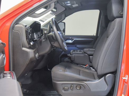 Used 2026 Chevrolet Silverado 2500 LT w/ All Star Edition image 2