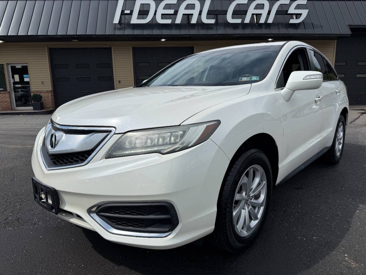 Used 2017 Acura RDX AWD image 1