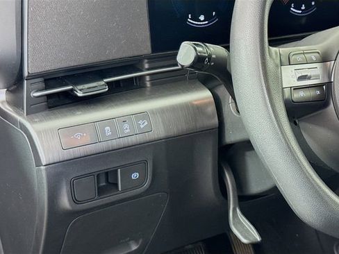 Certified 2024 Hyundai Kona SE AWD/4WD image 19