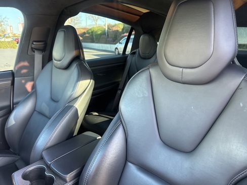 Used 2019 Tesla Model X P100D image 11