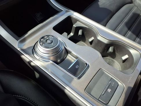 Used 2023 Ford Edge SEL w/ Convenience Package image 8