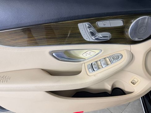 Used 2016 Mercedes-Benz C 300 4MATIC Sedan image 13