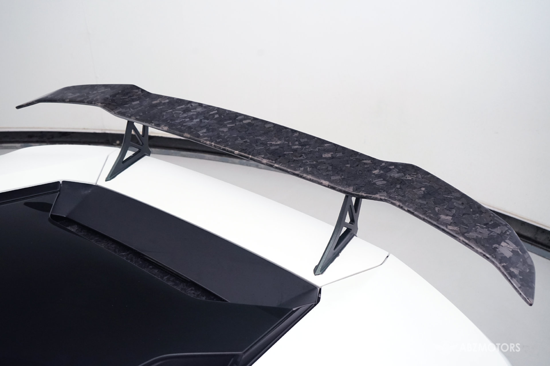 Used 2015 Lamborghini Huracan LP 610-4 AWD/4WD image 9
