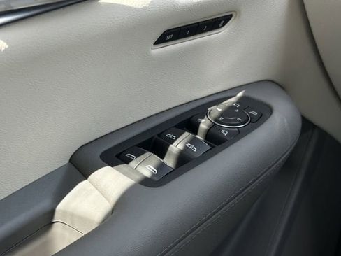 New 2025 Cadillac XT5 Premium Luxury w/ Technology Package image 25