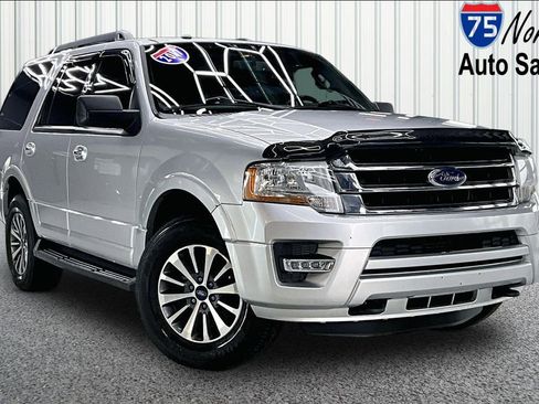 Used 2017 Ford Expedition XLT image 1