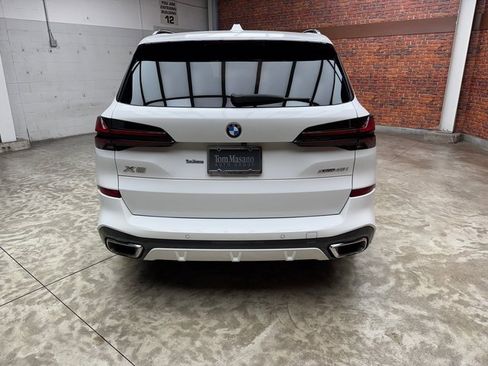 Certified 2024 BMW X5 xDrive40i w/ M Sport Package image 4