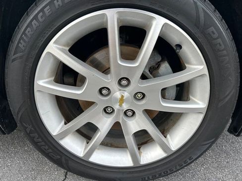 Used 2010 Chevrolet Malibu LTZ image 8