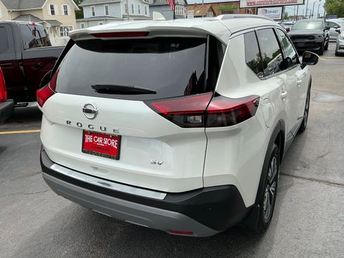 Used 2021 Nissan Rogue SV w/ Premium Package FWD image 29