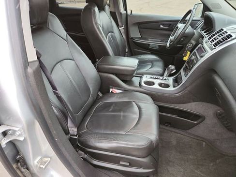 Used 2012 GMC Acadia SLT image 27