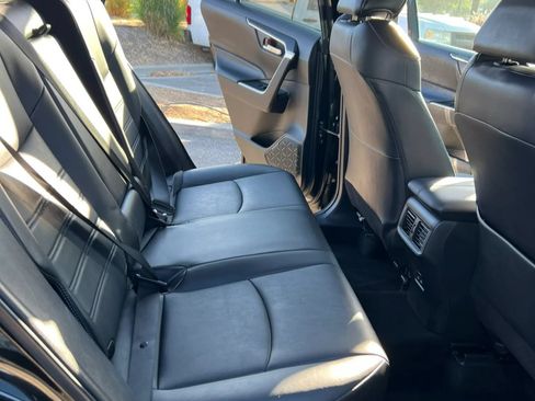 Used 2022 Toyota RAV4 XLE Premium FWD image 22