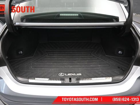 Used 2023 Lexus ES 300h F Sport w/ Accessory Package (Z1) FWD image 30