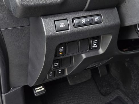 New 2026 Nissan Frontier PRO-4X AWD/4WD image 17