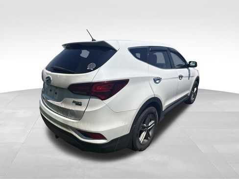 Used 2018 Hyundai Santa Fe Sport AWD/4WD image 2