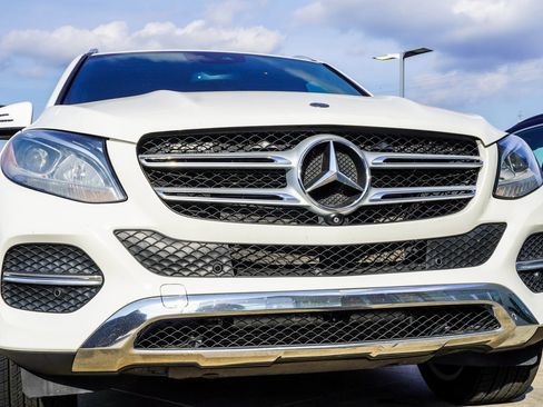 Used 2018 Mercedes-Benz GLE 350 image 7