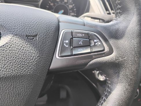 Used 2018 Ford Escape Titanium AWD/4WD image 23