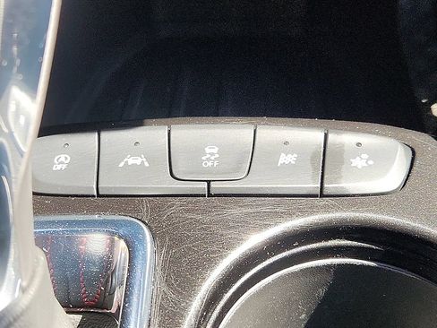 Used 2023 Chevrolet TrailBlazer RS FWD image 22