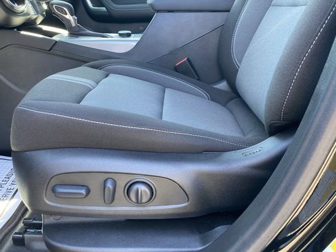 New 2025 Chevrolet Blazer LT w/ Midnight/Sport Edition image 10