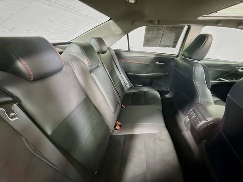 Used 2015 Toyota Camry XSE image 26